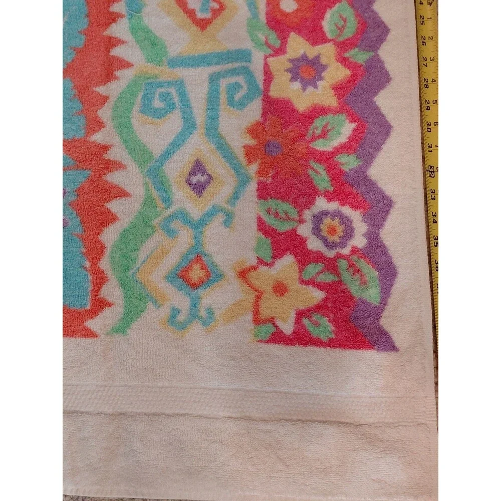 Dundee Vintage Floral Geometric Bath Towel 43